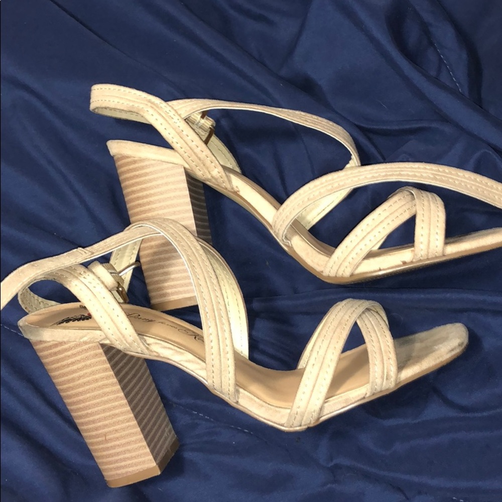 Heels 👠